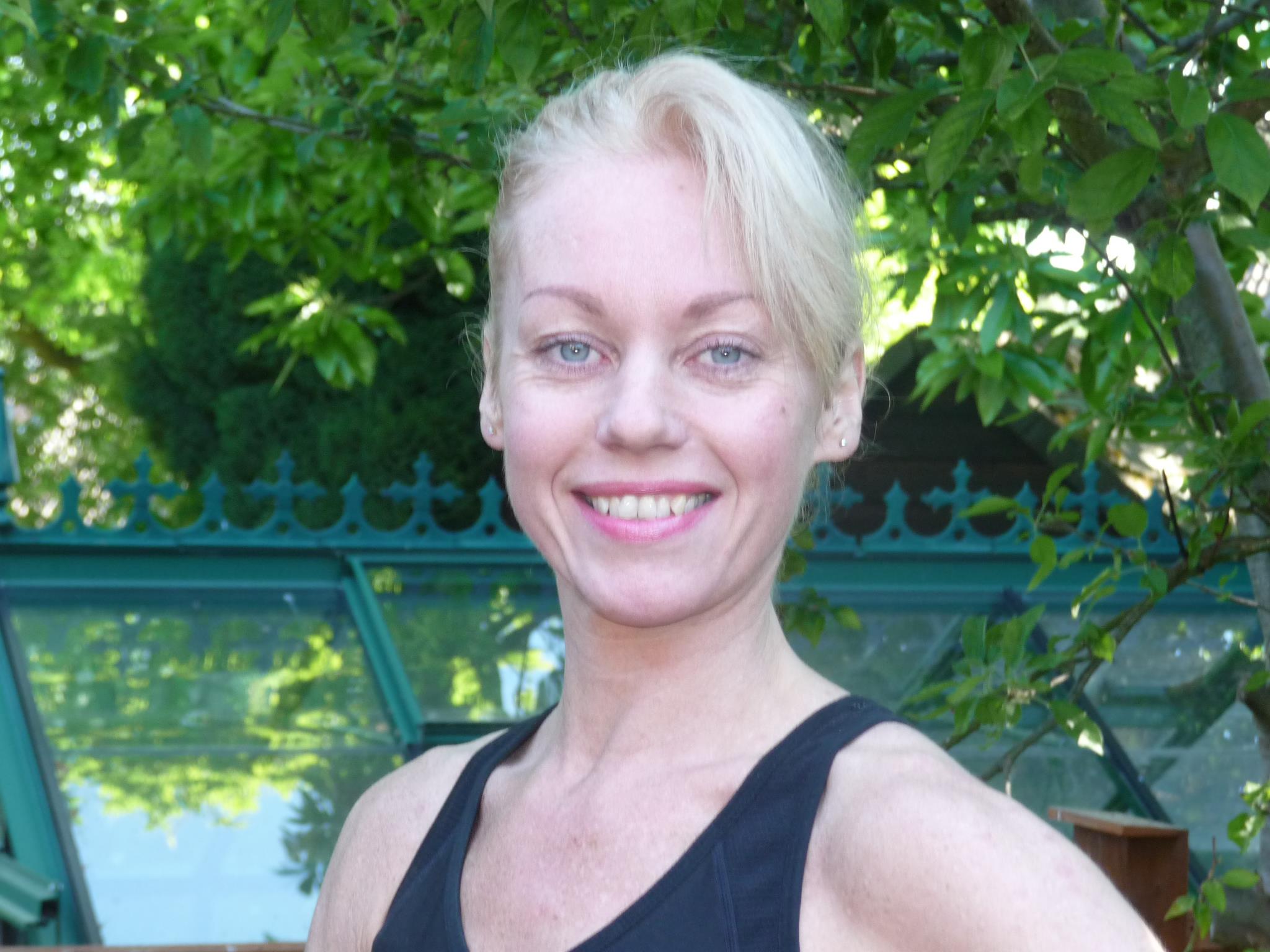Vicky Ewen Fitness Exercise Class